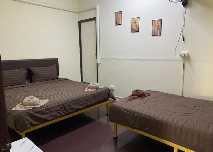 The House 2 Hostel